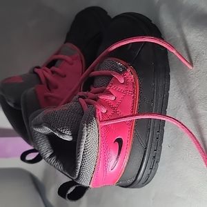 Nike Woodside 2 High ACG Toddler Girl Winter Boots EUC